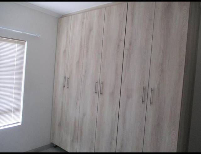 2 BEDROOM APARTMENT FOR SALE IN LYNNWOOD